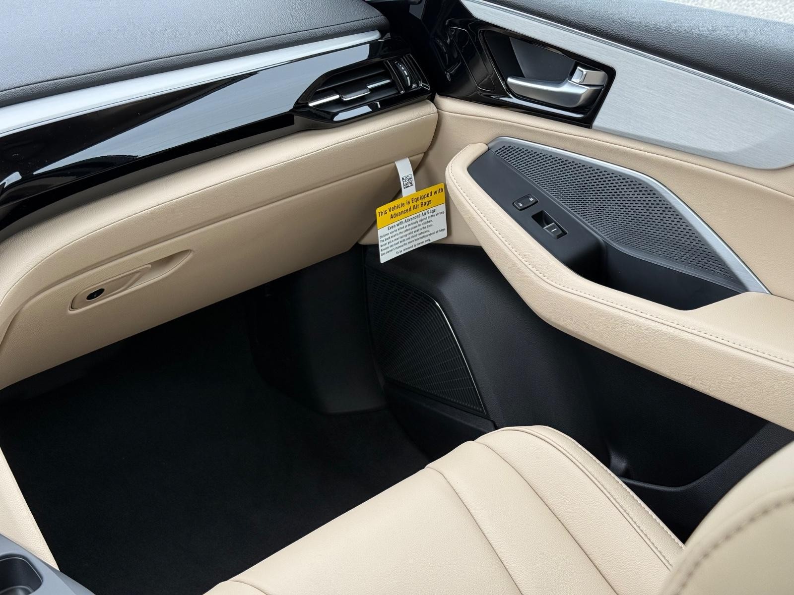 Acura MDX Vehicle Image 10