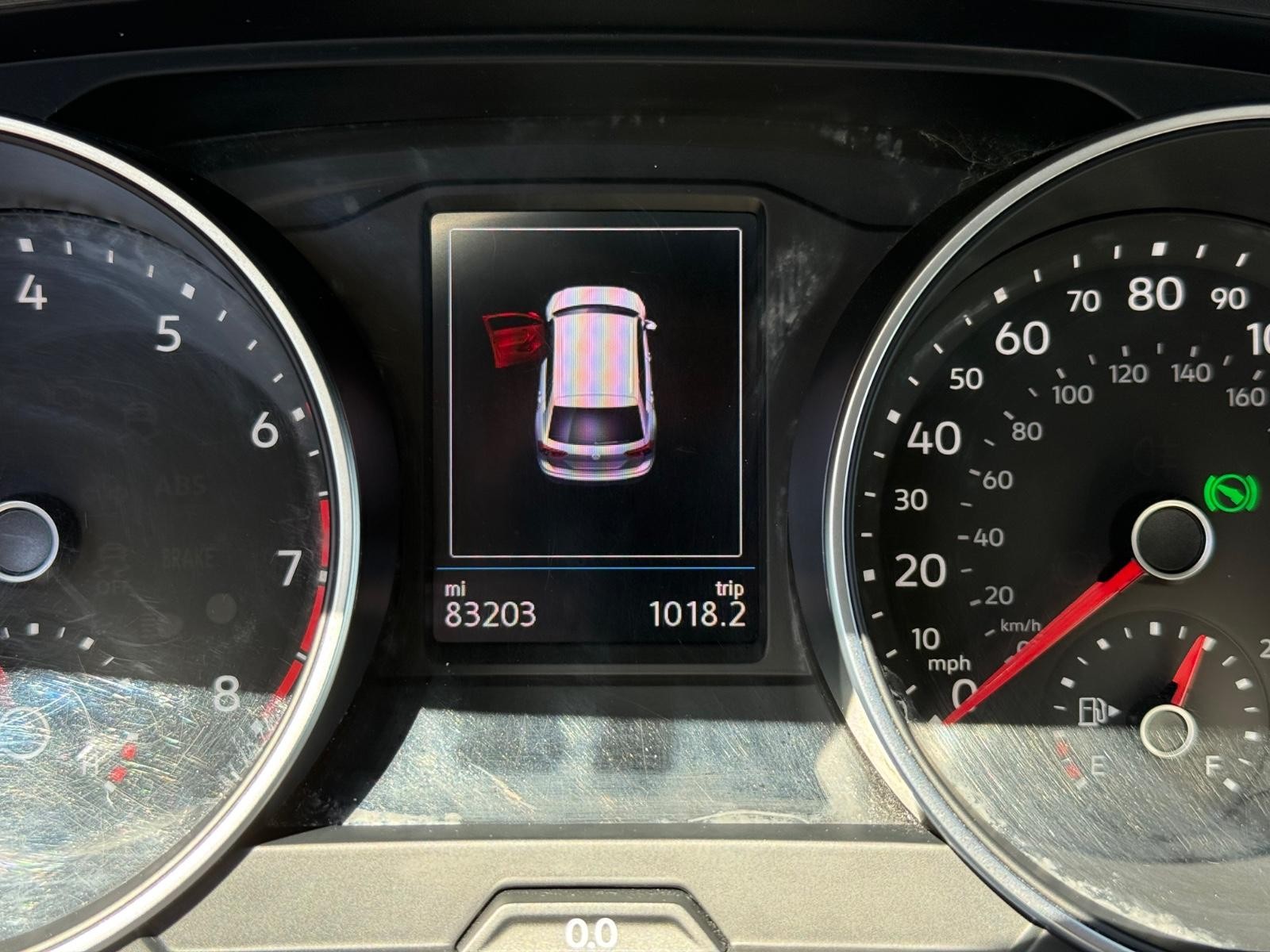 Volkswagen Tiguan Vehicle Image 18