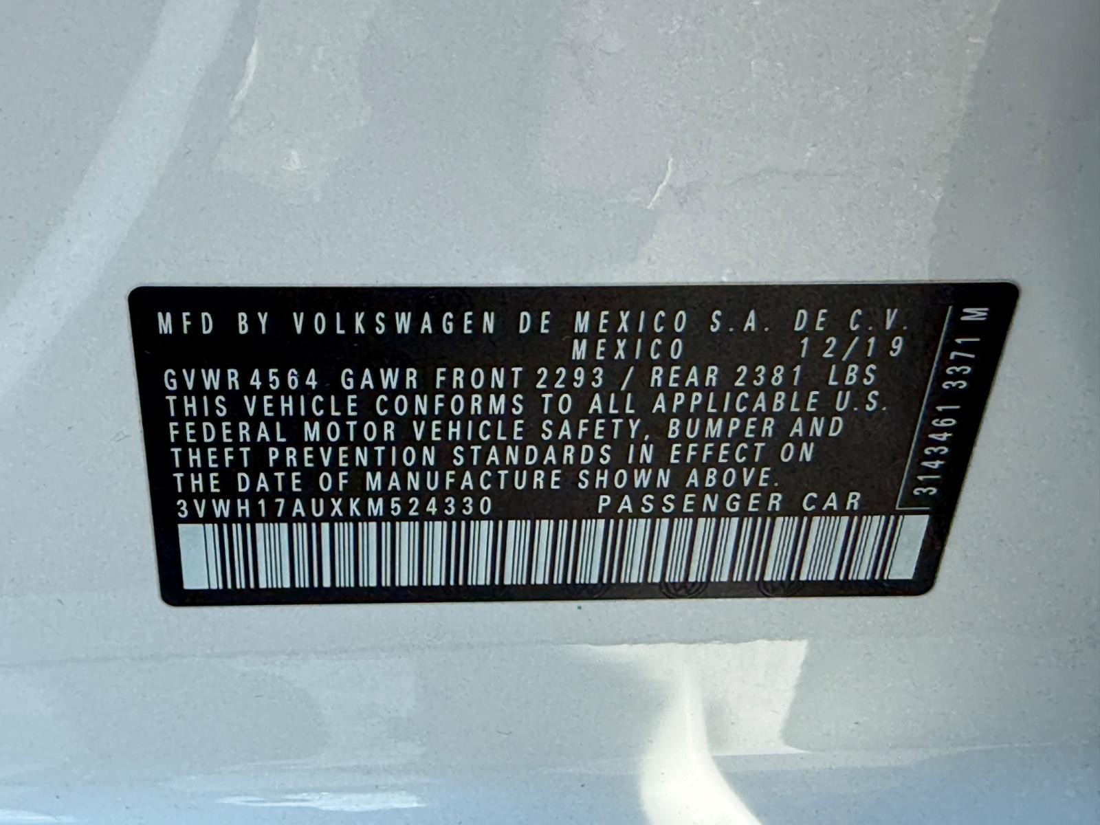 Volkswagen Golf Alltrack Vehicle Image 23