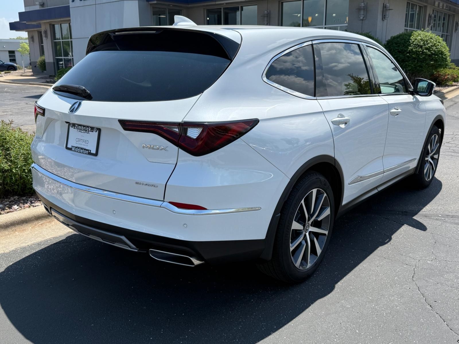 Acura MDX Vehicle Image 03