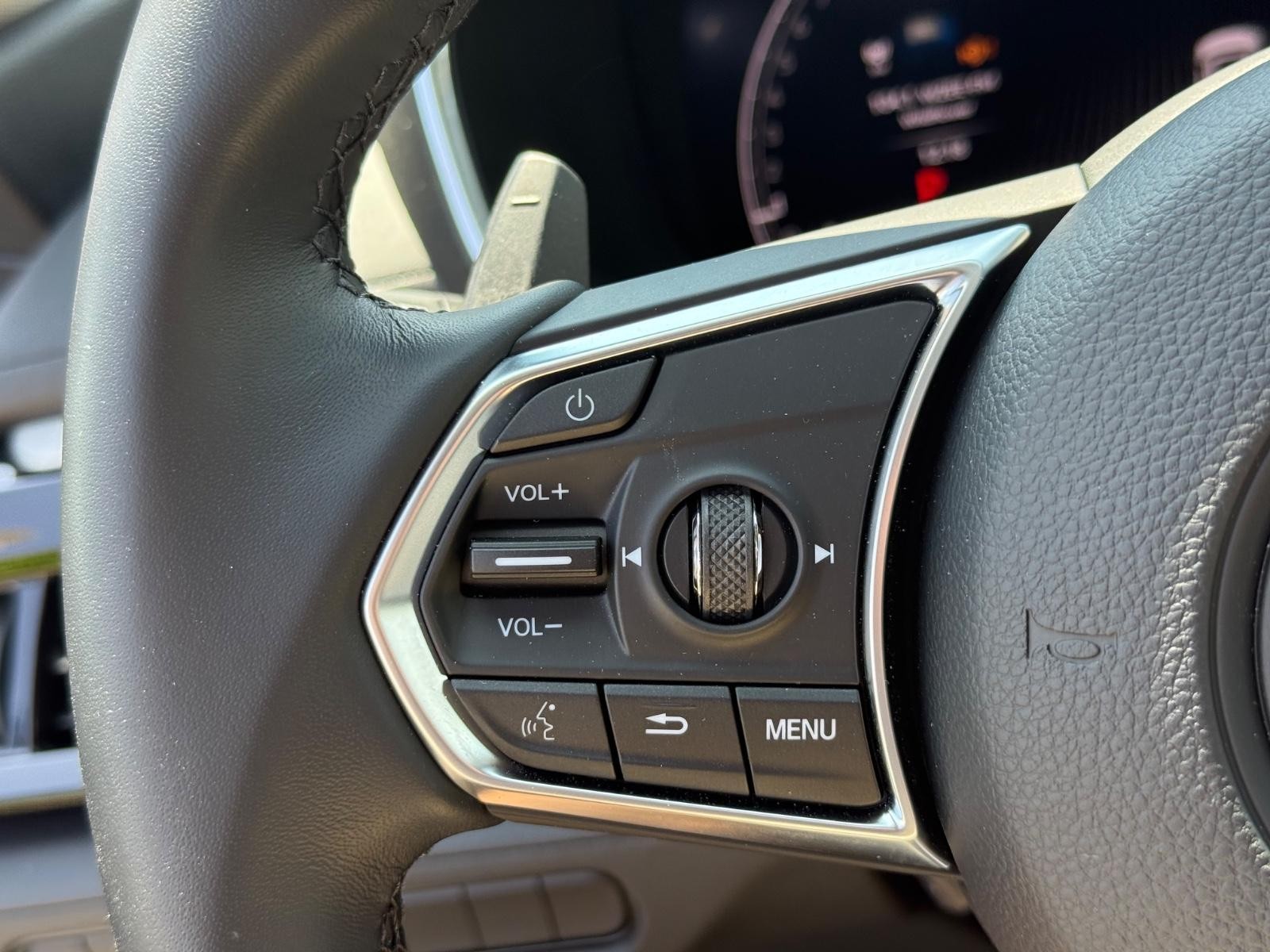 Acura MDX Vehicle Image 17