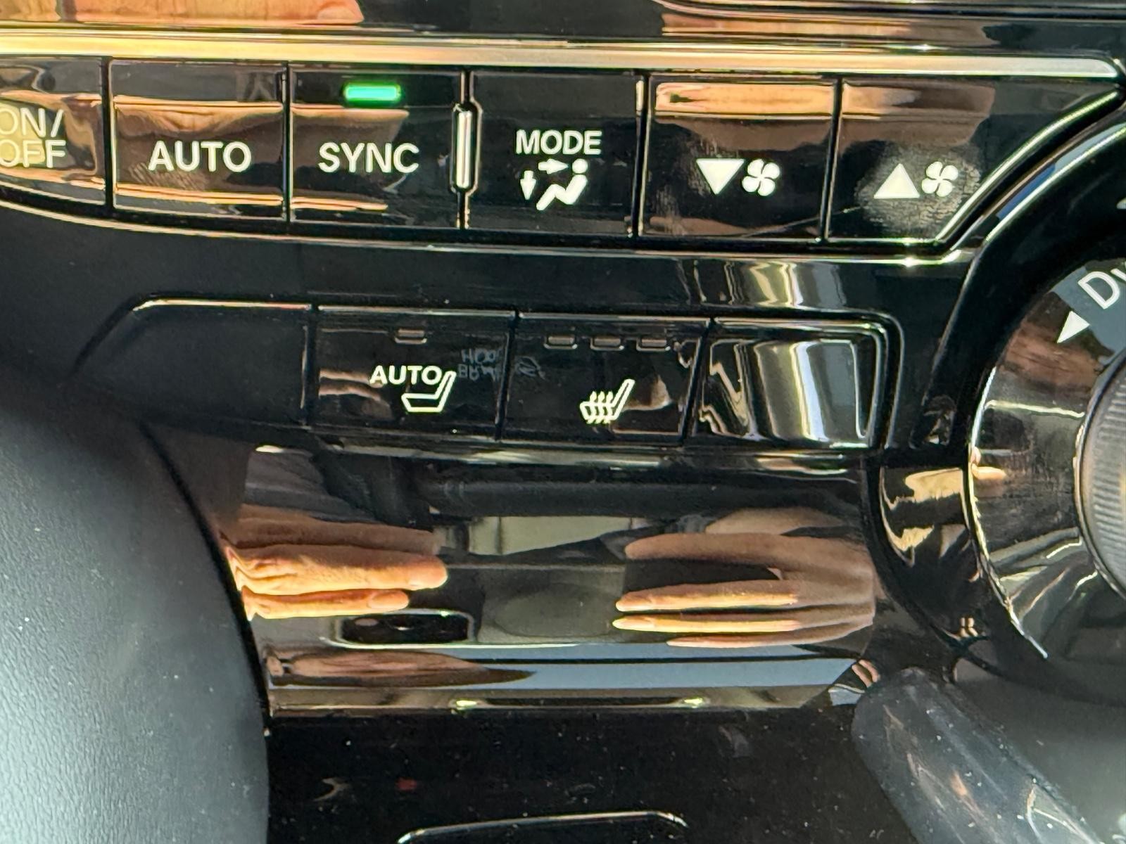 Acura MDX Vehicle Image 21
