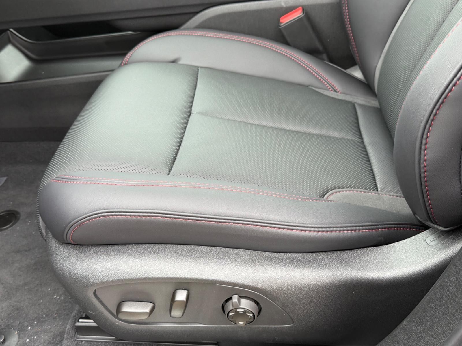 Acura ZDX Vehicle Image 16