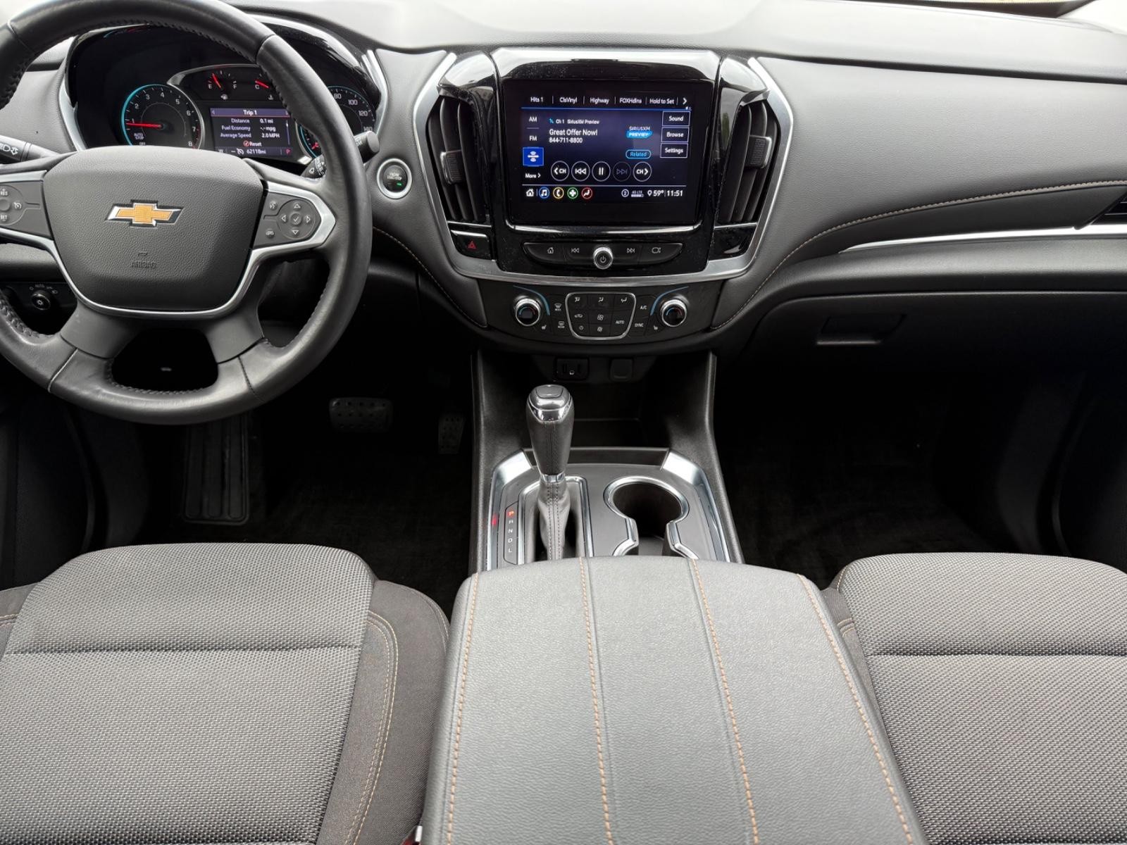 Chevrolet Traverse Vehicle Image 12