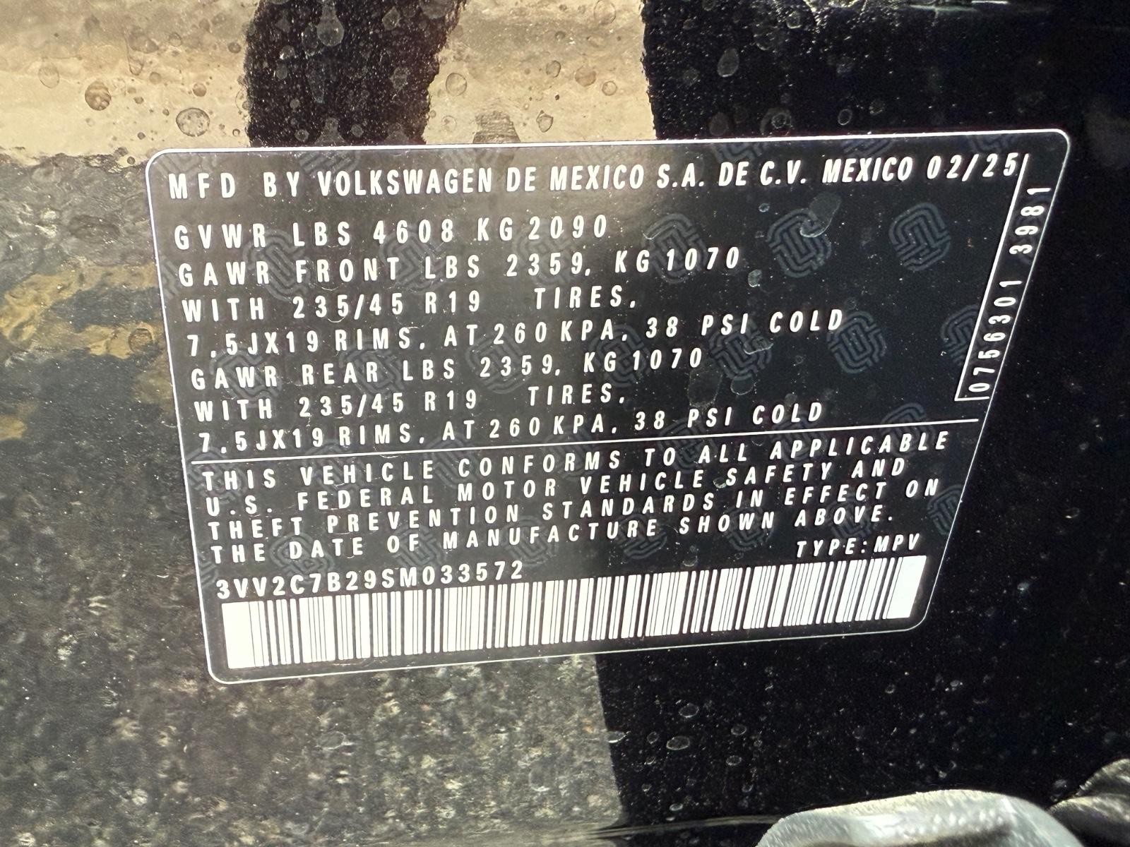 Volkswagen Taos Vehicle Image 17