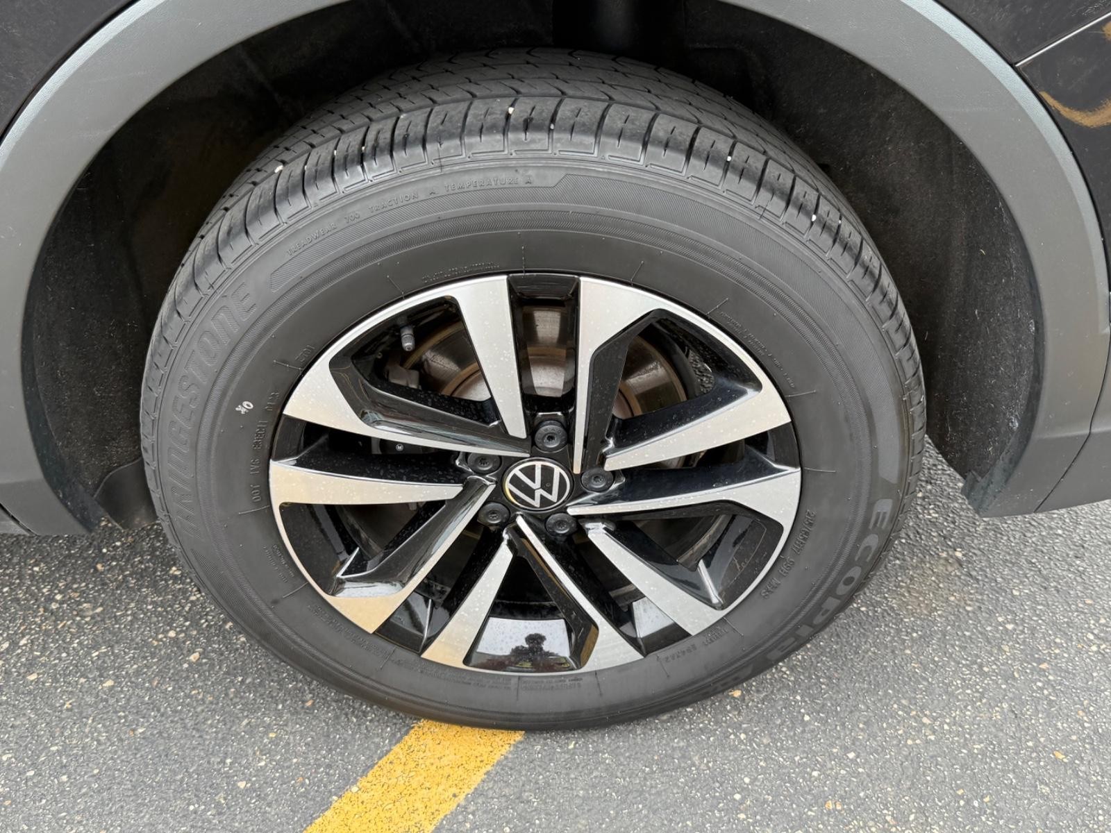 Volkswagen Tiguan Vehicle Image 07