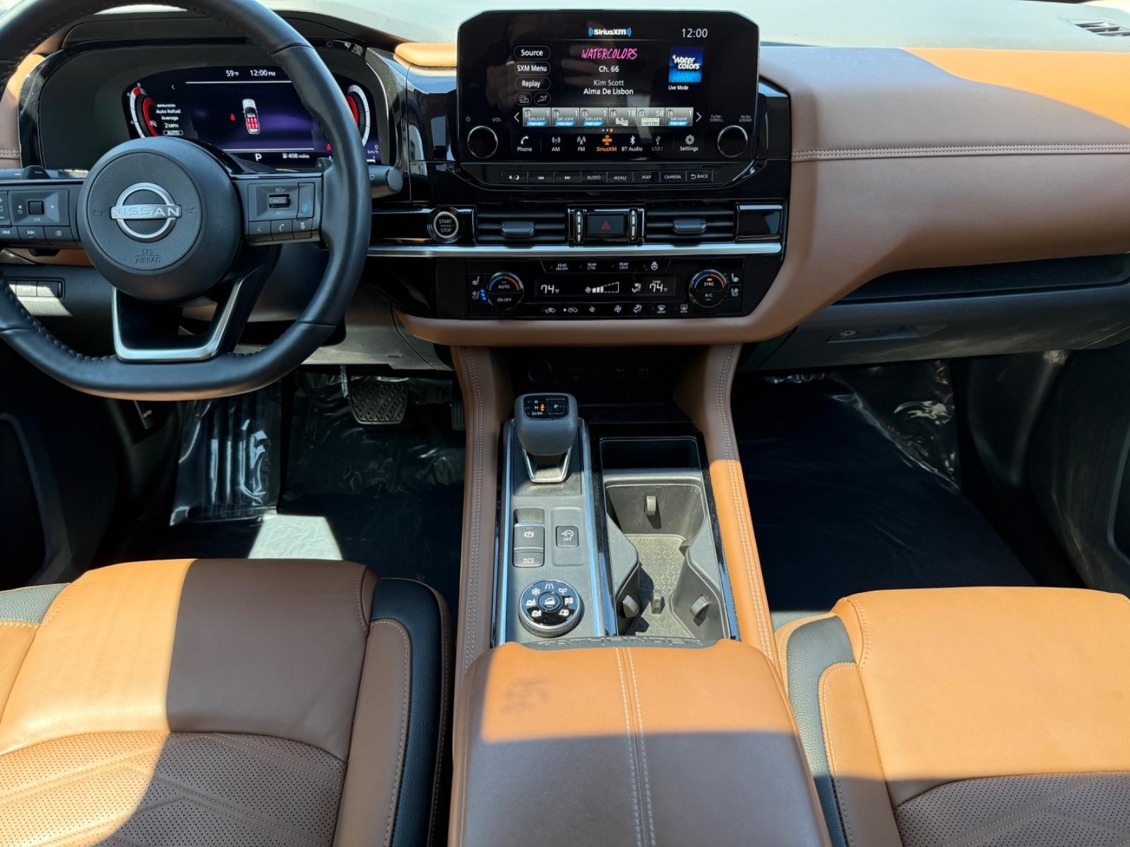 Nissan Pathfinder Vehicle Image 11
