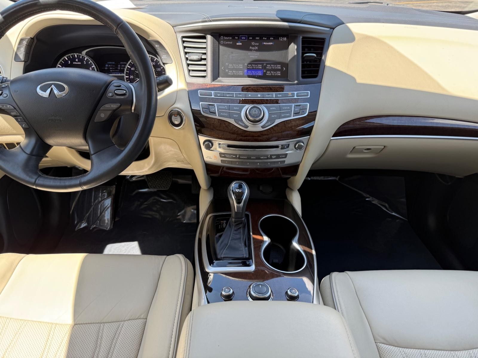 INFINITI QX60 Vehicle Image 12
