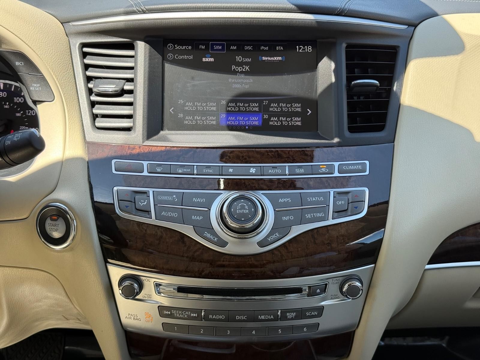 INFINITI QX60 Vehicle Image 13