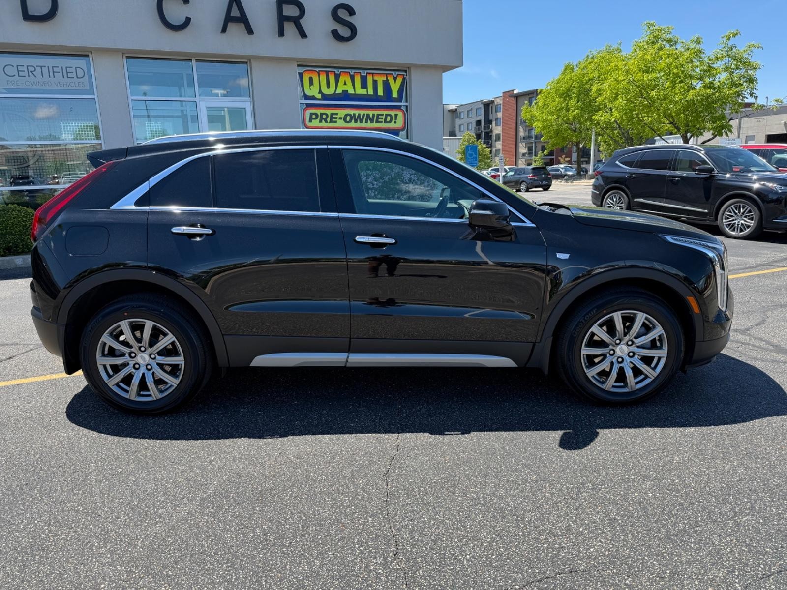 Cadillac XT4 Vehicle Image 02