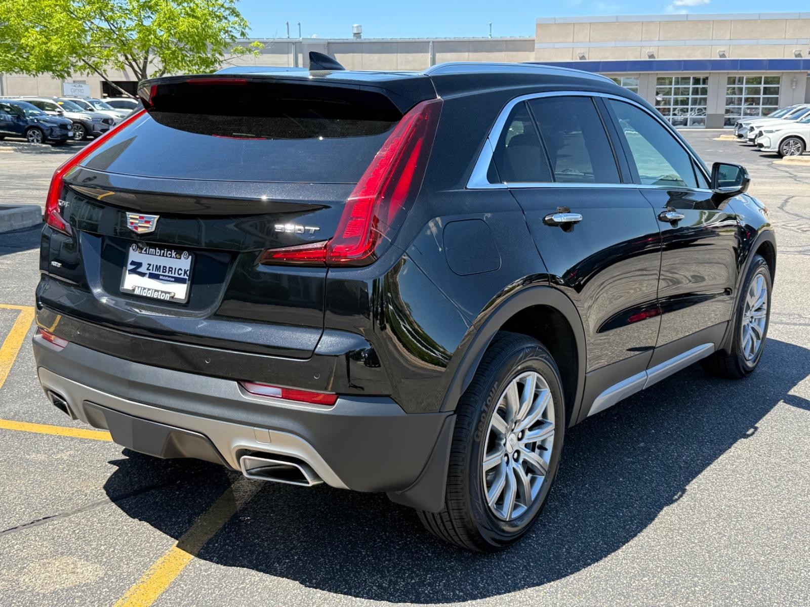 Cadillac XT4 Vehicle Image 03