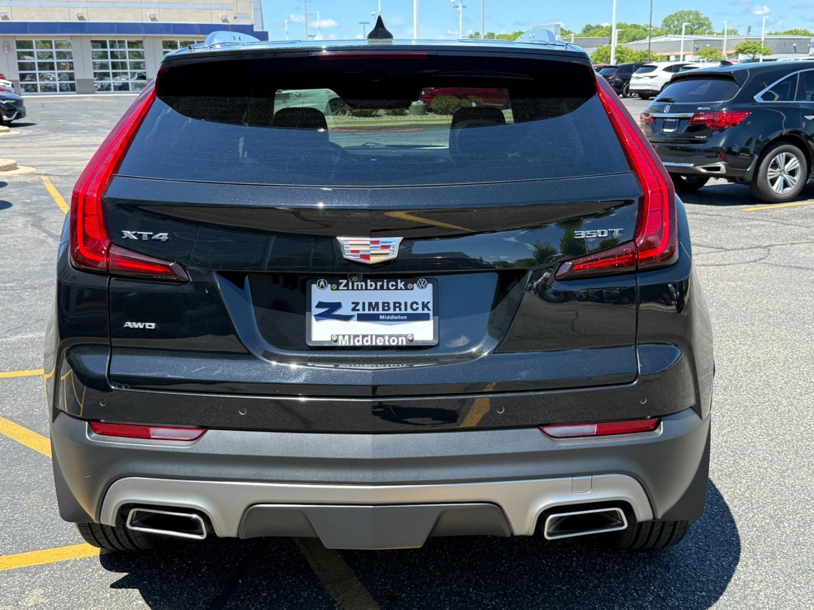 Cadillac XT4 Vehicle Image 04