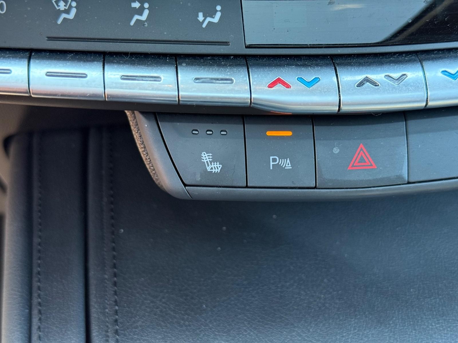 Cadillac XT4 Vehicle Image 18