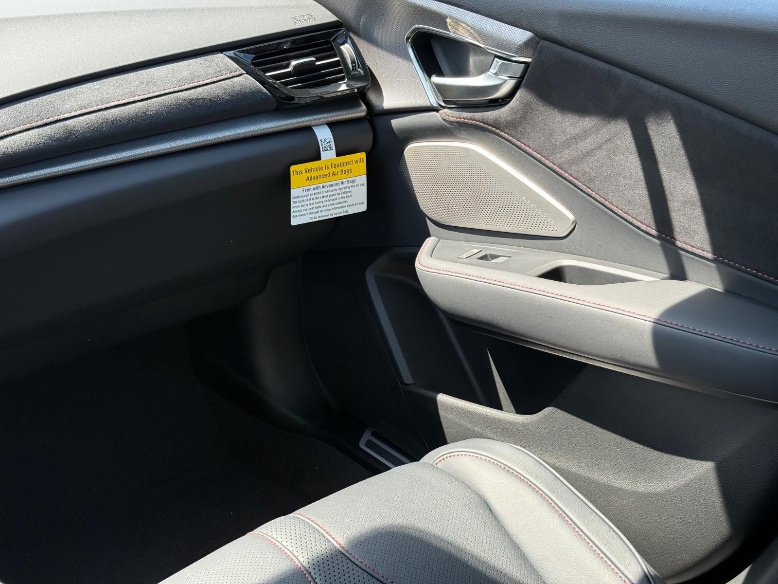 Acura RDX Vehicle Image 09