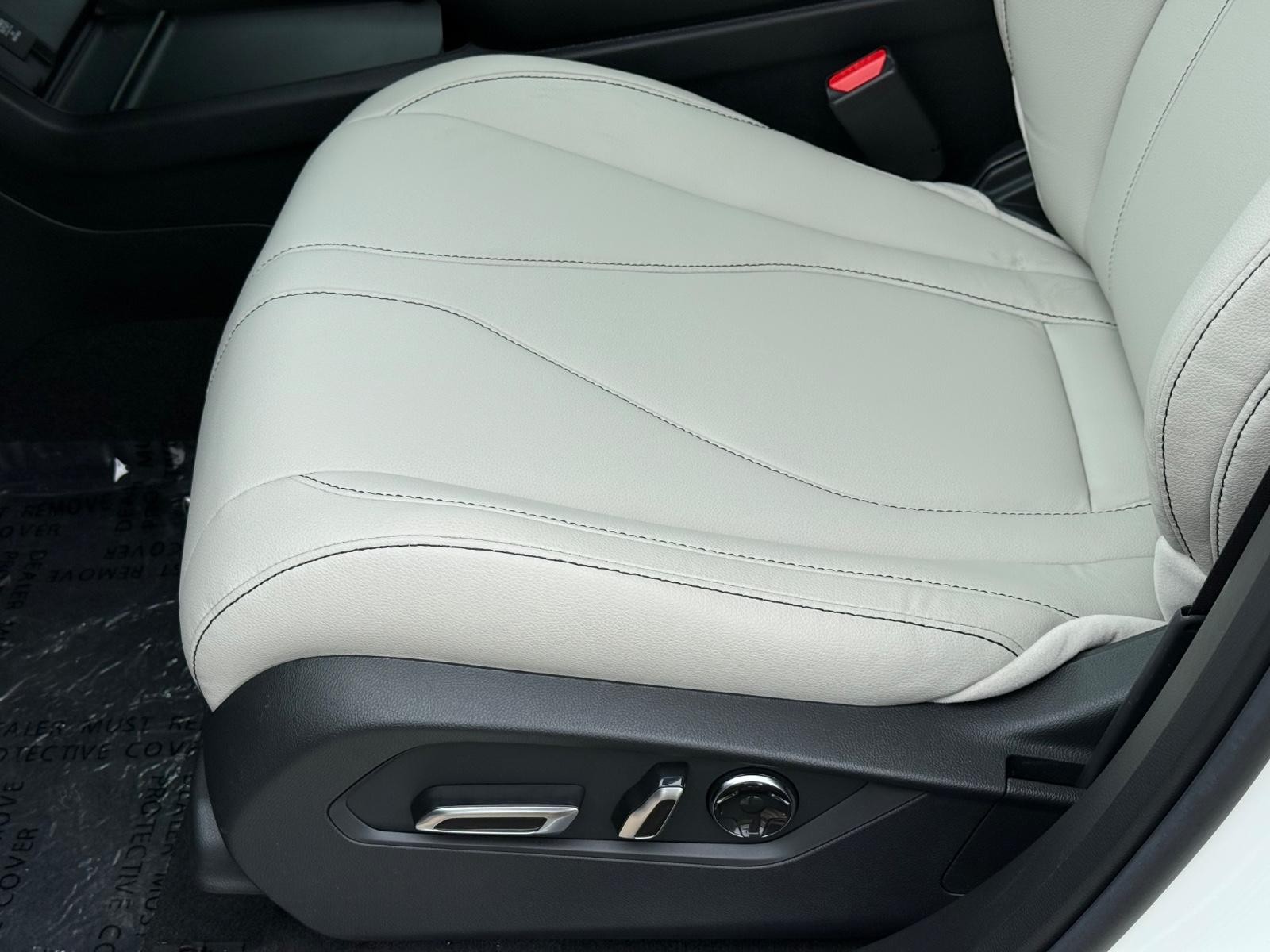 Acura RDX Vehicle Image 17