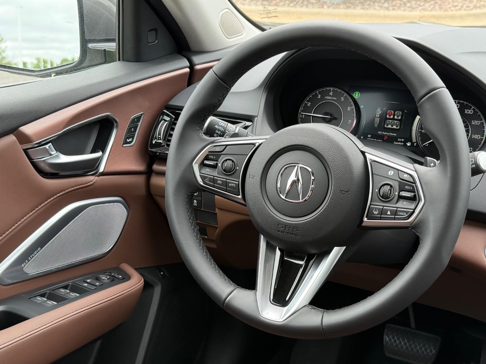 Acura RDX Vehicle Image 09