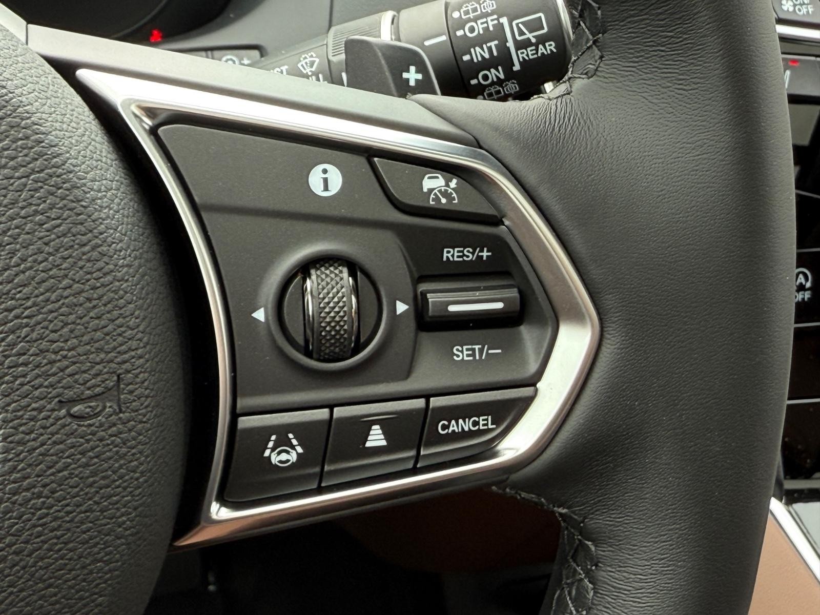 Acura RDX Vehicle Image 13