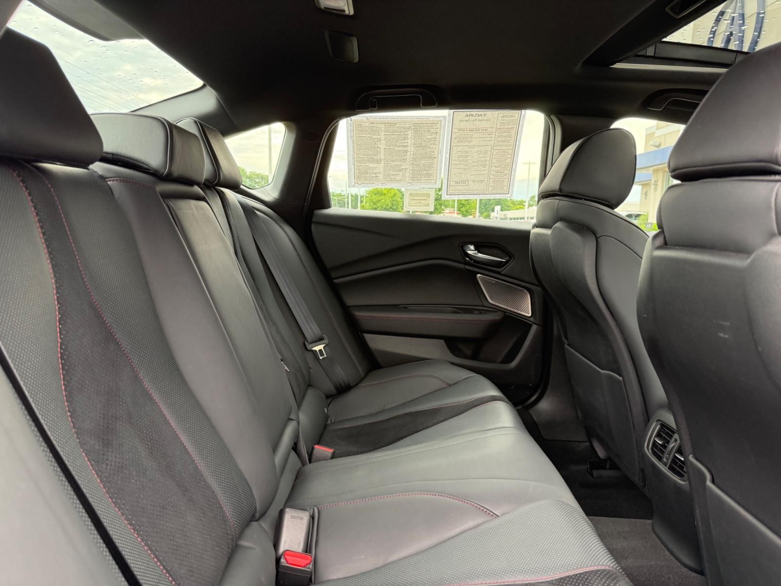 Acura TLX Vehicle Image 09