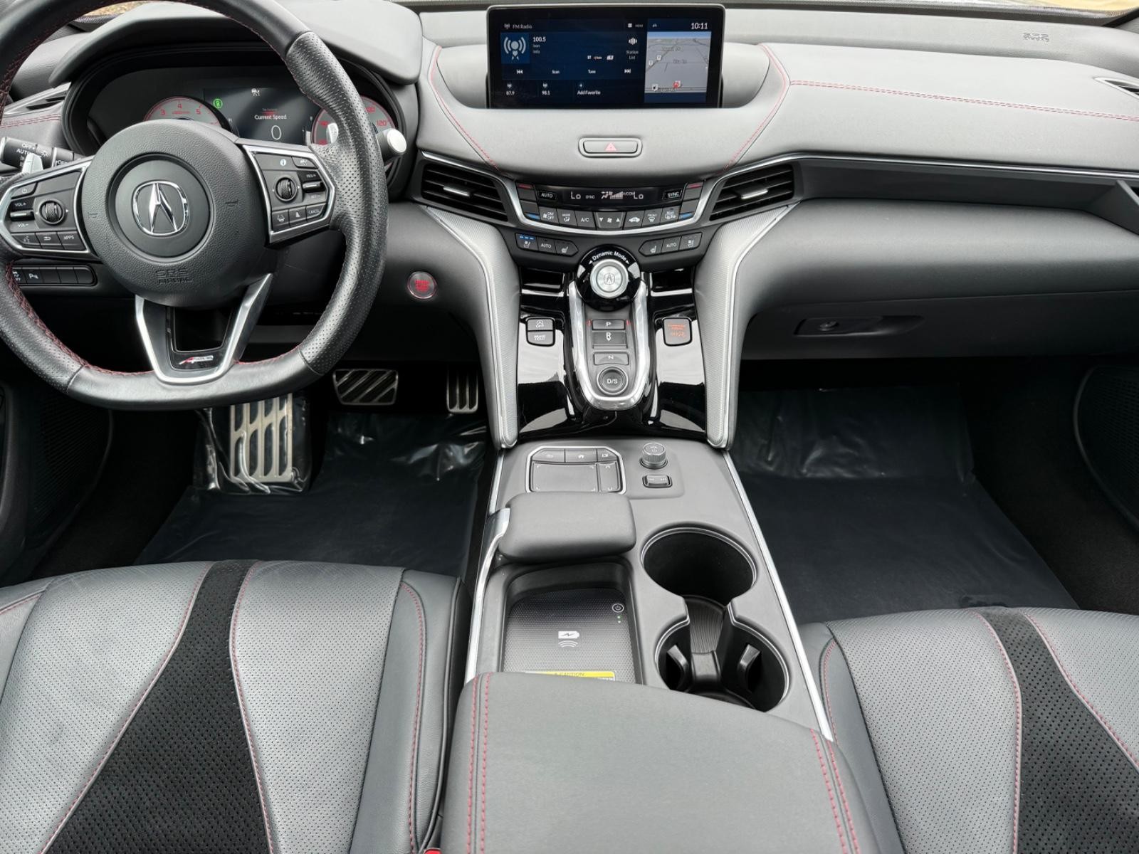 Acura TLX Vehicle Image 10