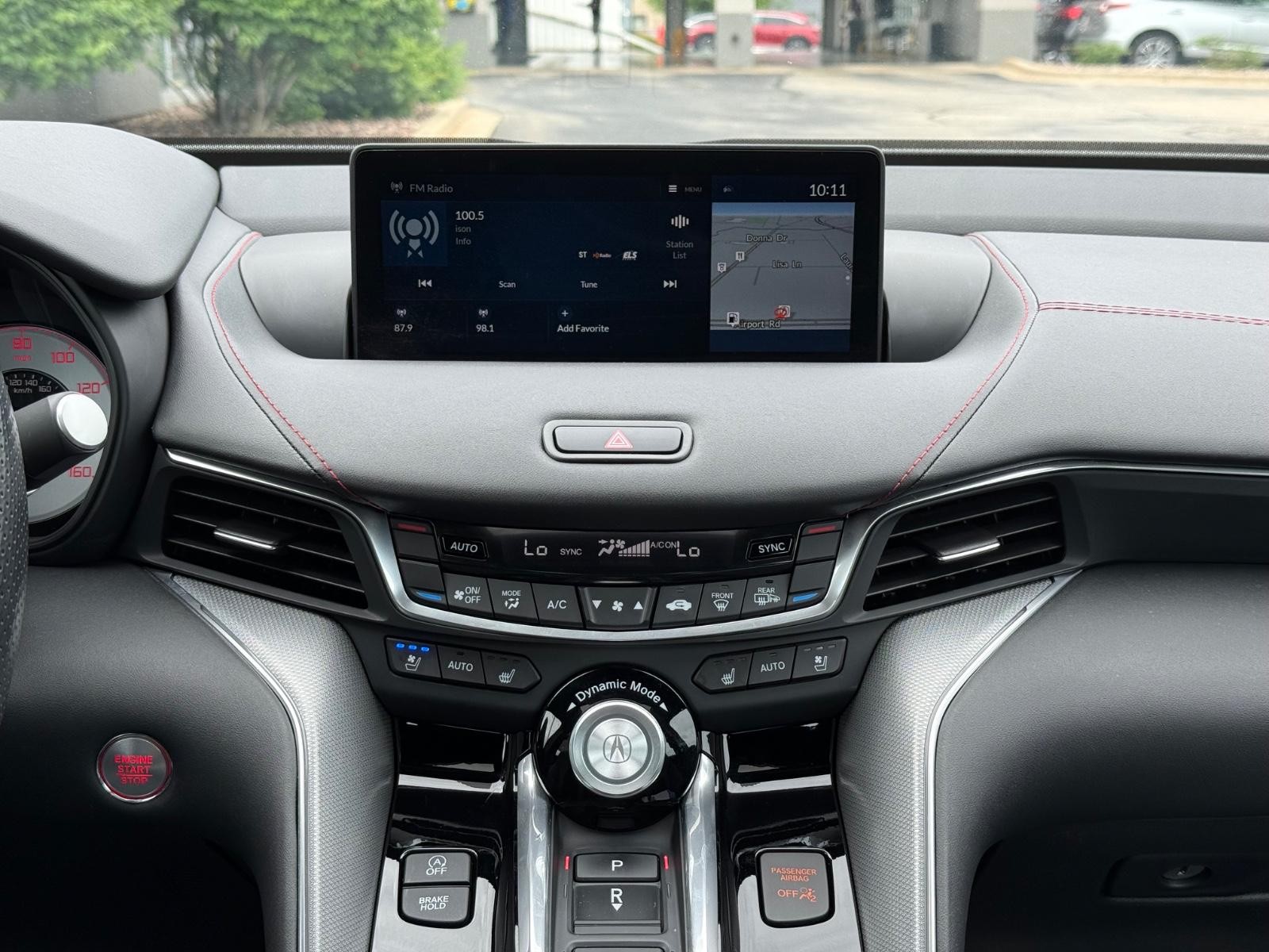 Acura TLX Vehicle Image 11