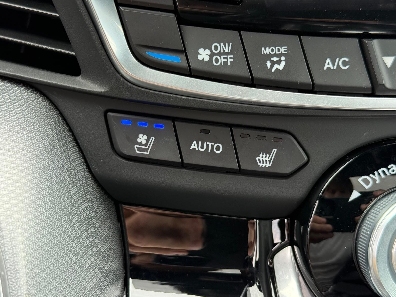 Acura TLX Vehicle Image 20