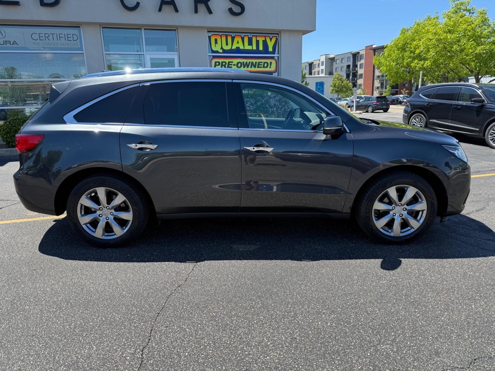 Acura MDX Vehicle Image 02