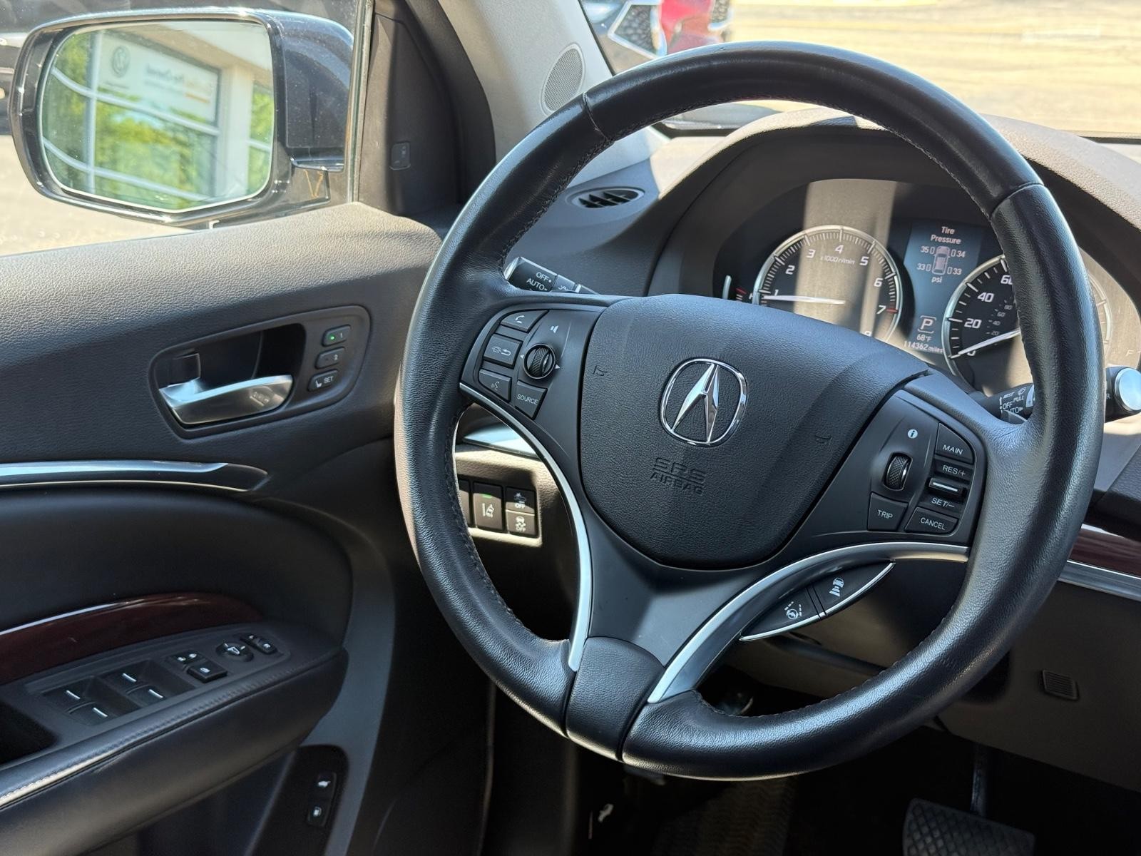 Acura MDX Vehicle Image 14