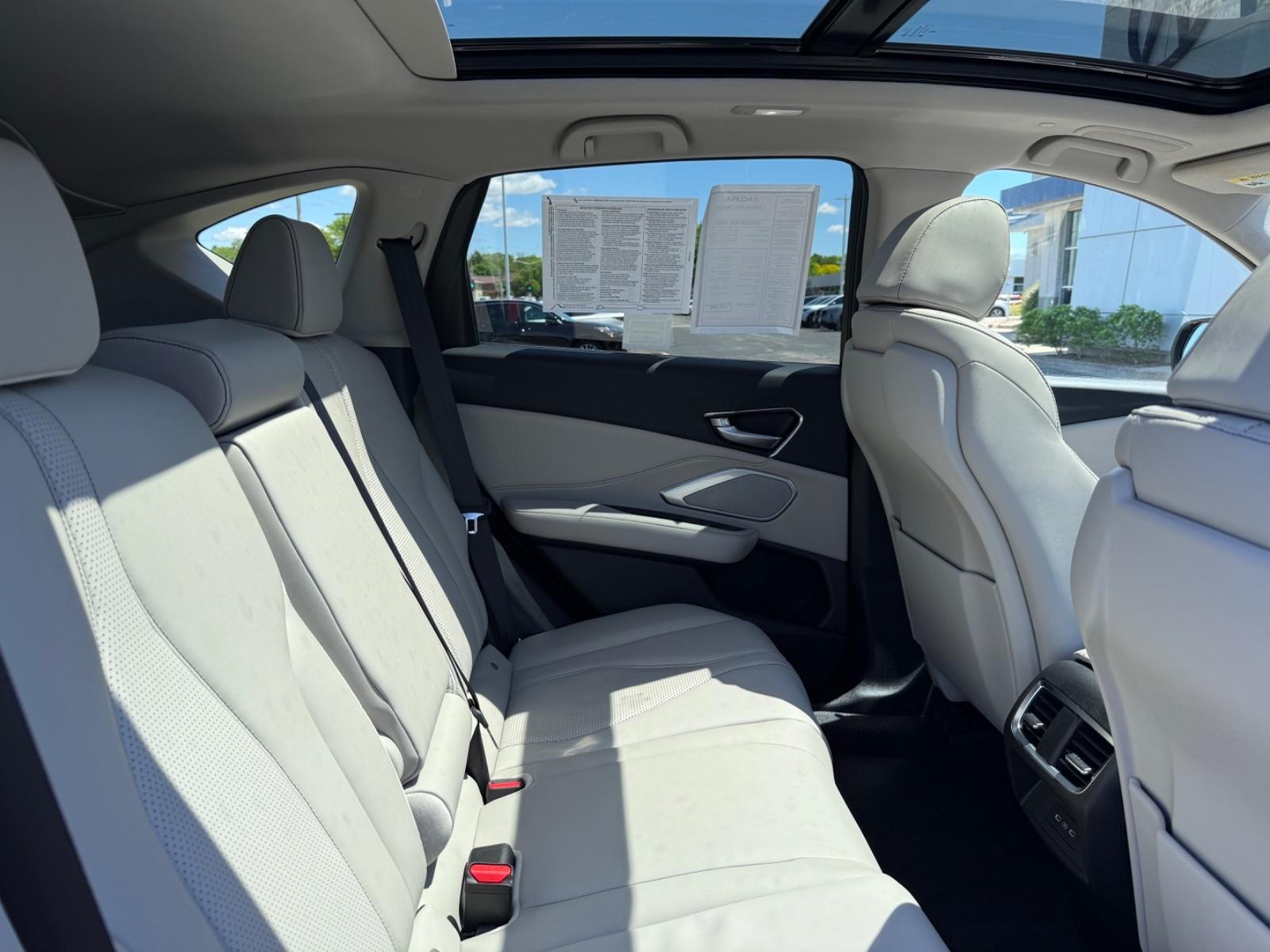 Acura RDX Vehicle Image 09