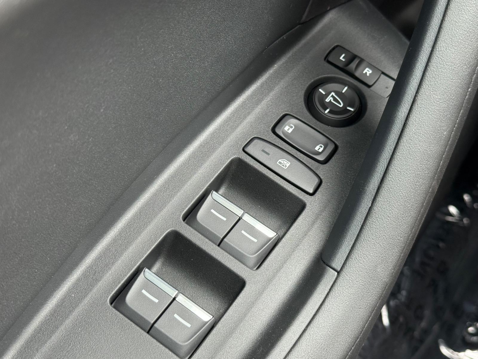 Acura TLX Vehicle Image 16