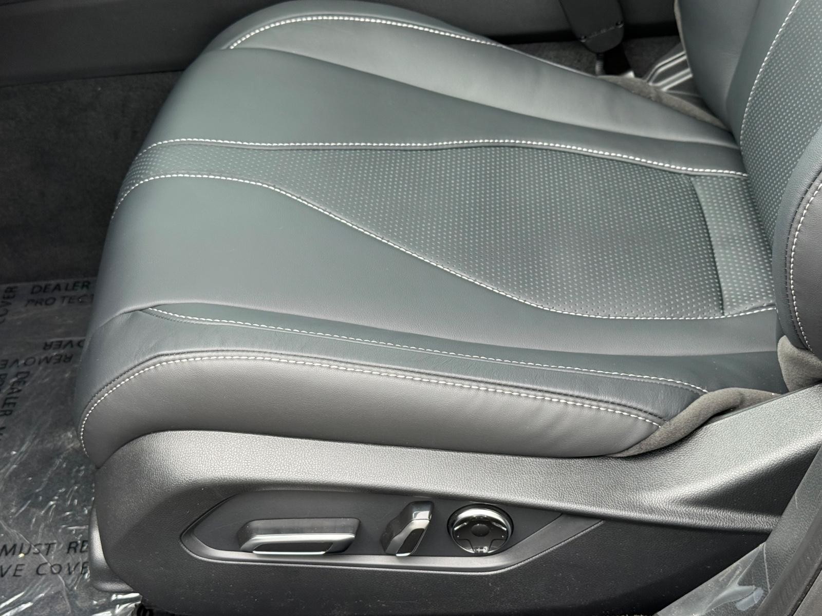 Acura TLX Vehicle Image 17