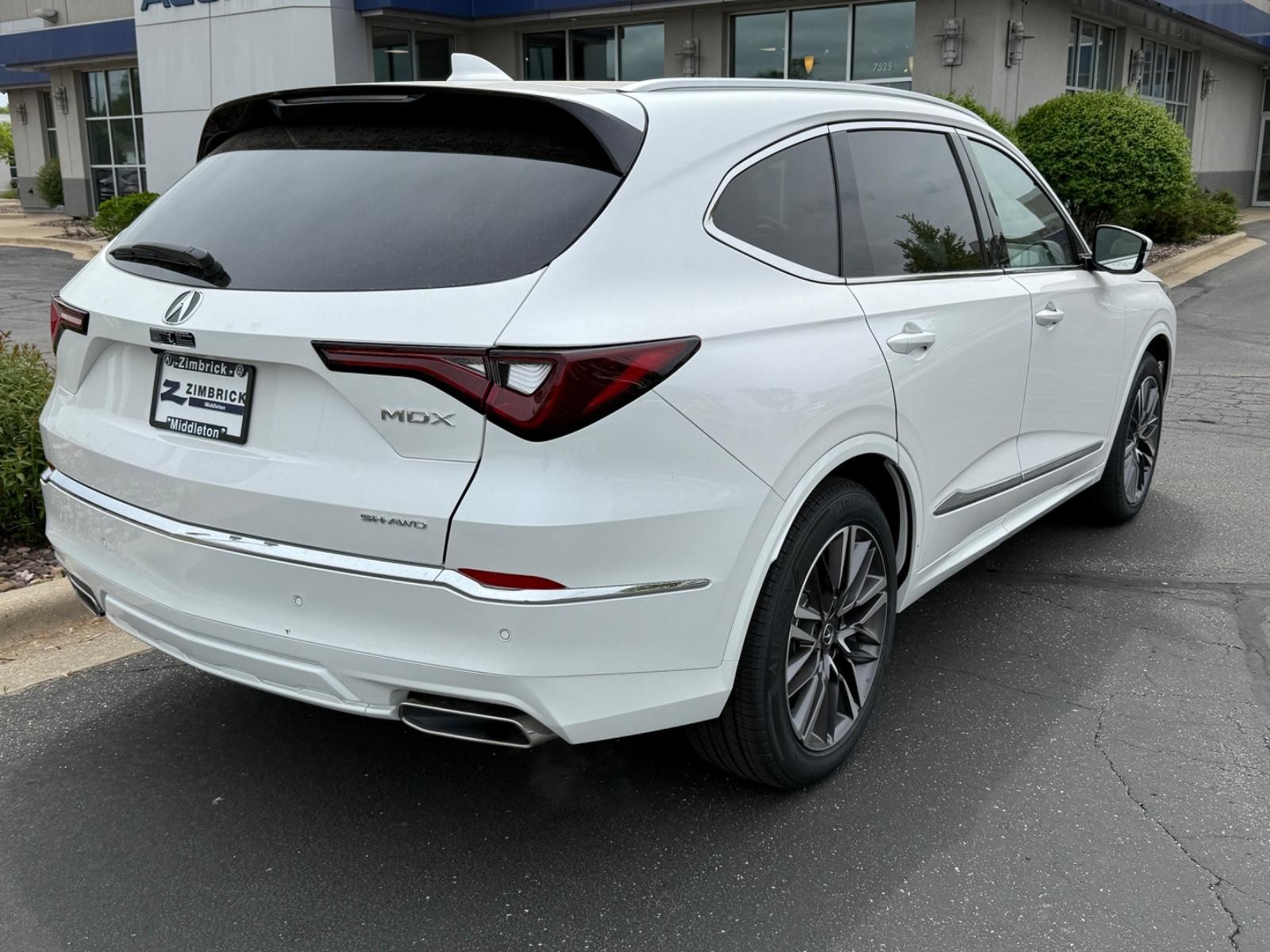 Acura MDX Vehicle Image 03