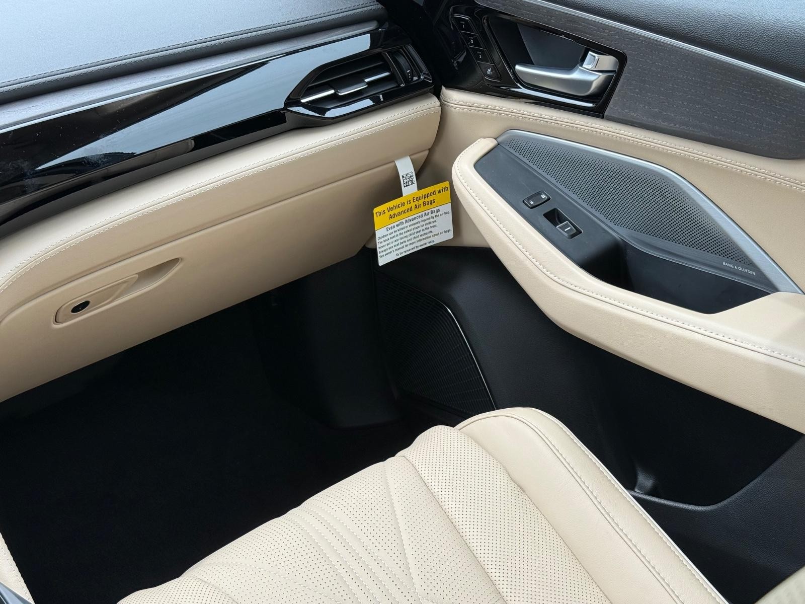 Acura MDX Vehicle Image 10