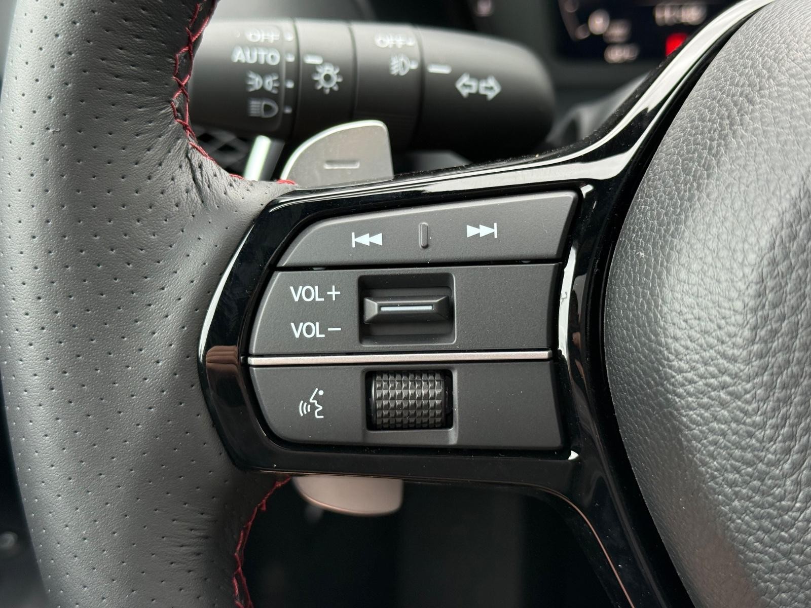 Acura ADX Vehicle Image 11