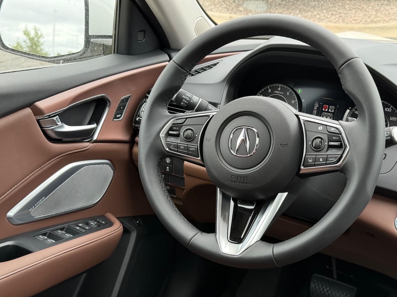 Acura RDX Vehicle Image 09