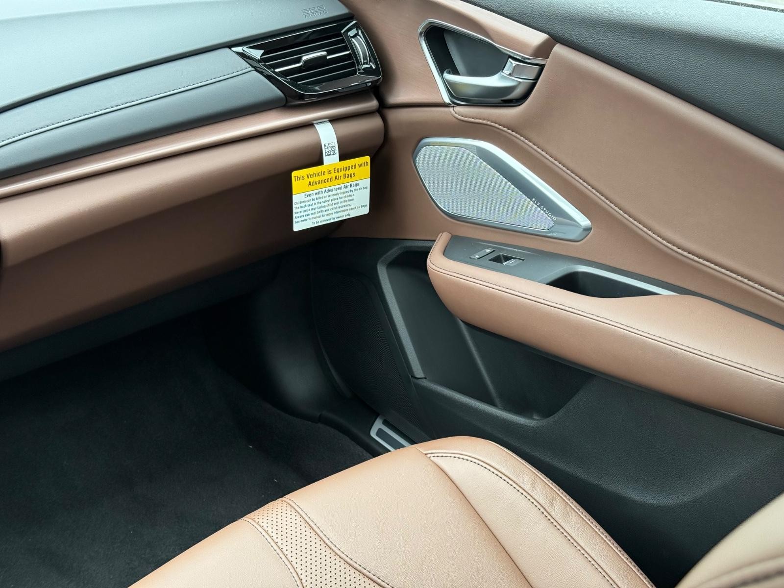 Acura RDX Vehicle Image 10