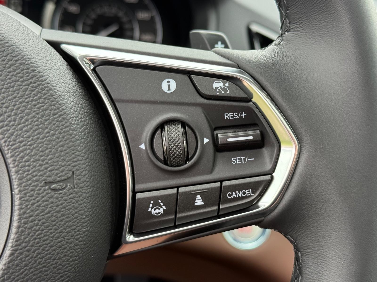 Acura RDX Vehicle Image 13