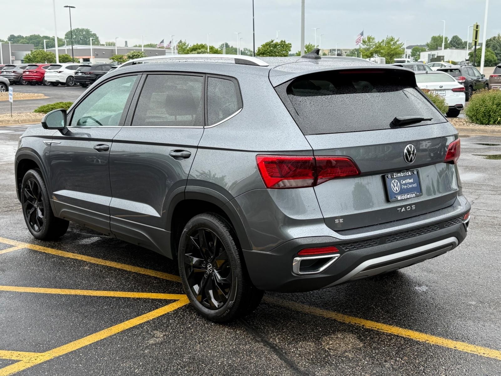 Volkswagen Taos Vehicle Image 06