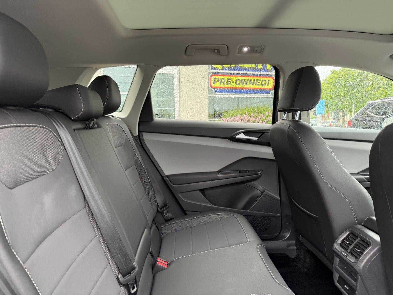 Volkswagen Taos Vehicle Image 10