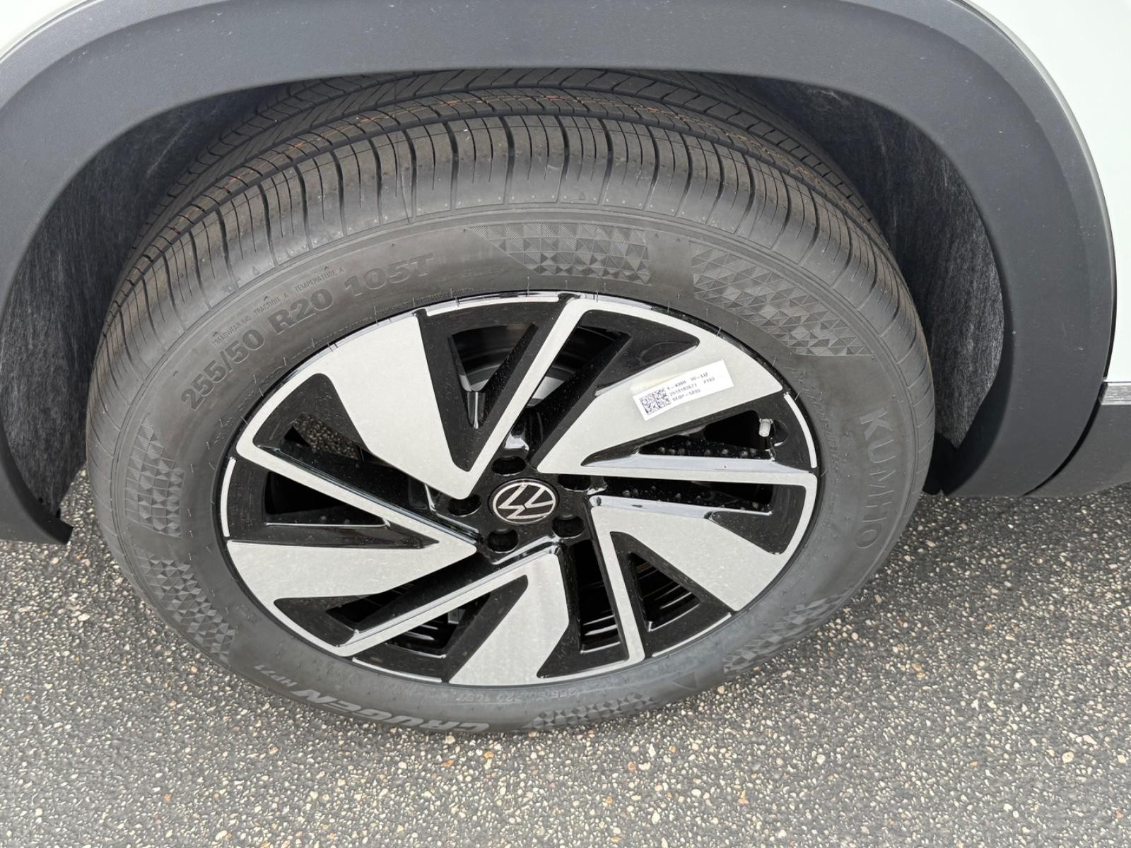Volkswagen Atlas Vehicle Image 04