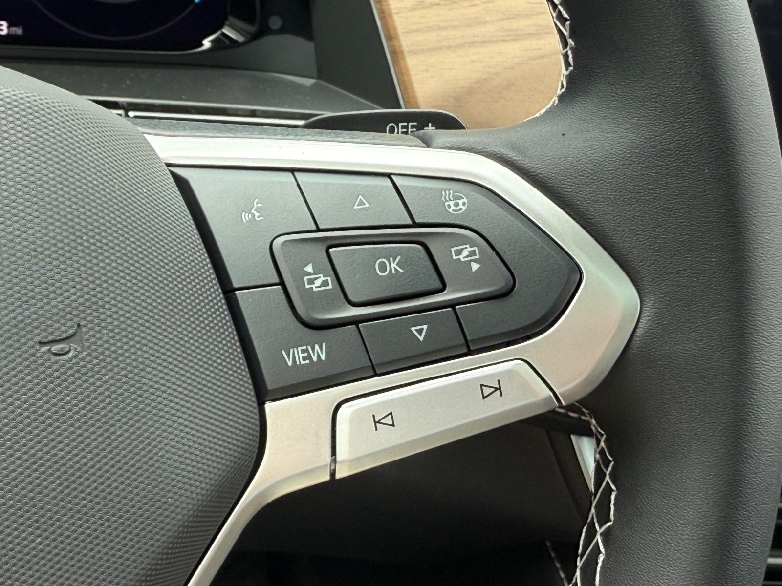 Volkswagen Atlas Vehicle Image 13