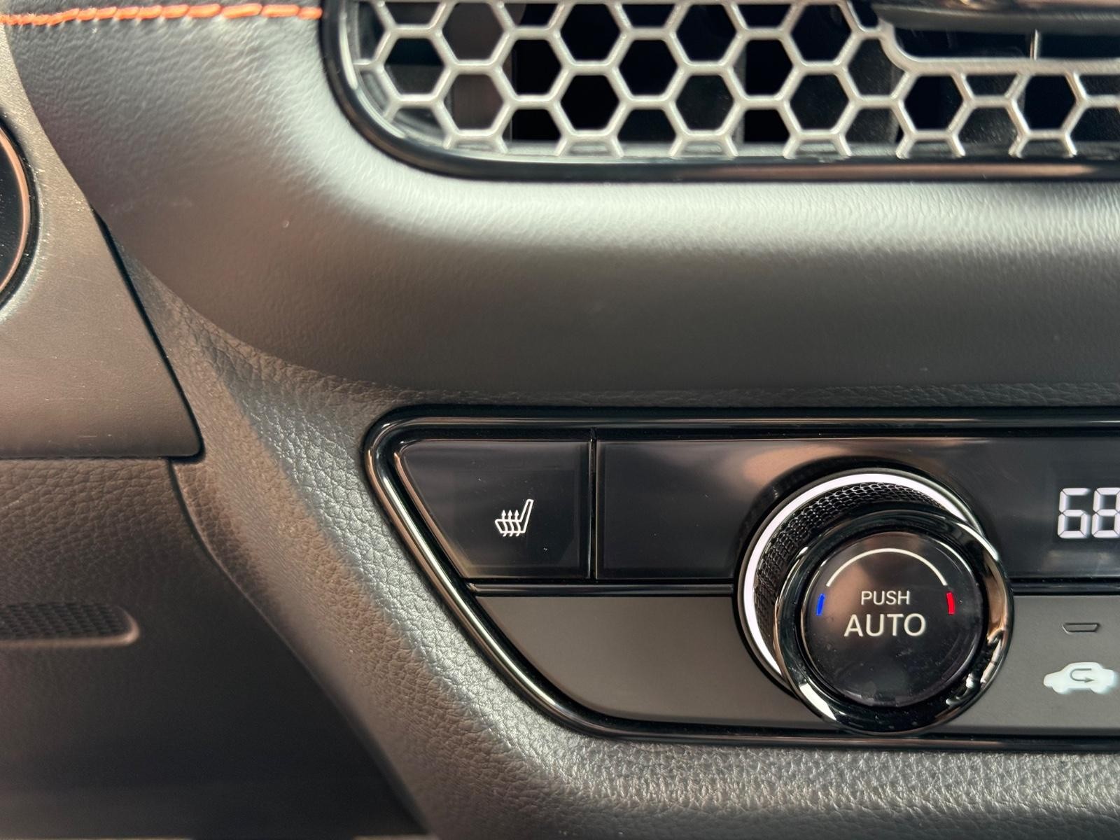 Honda HR-V Vehicle Image 20