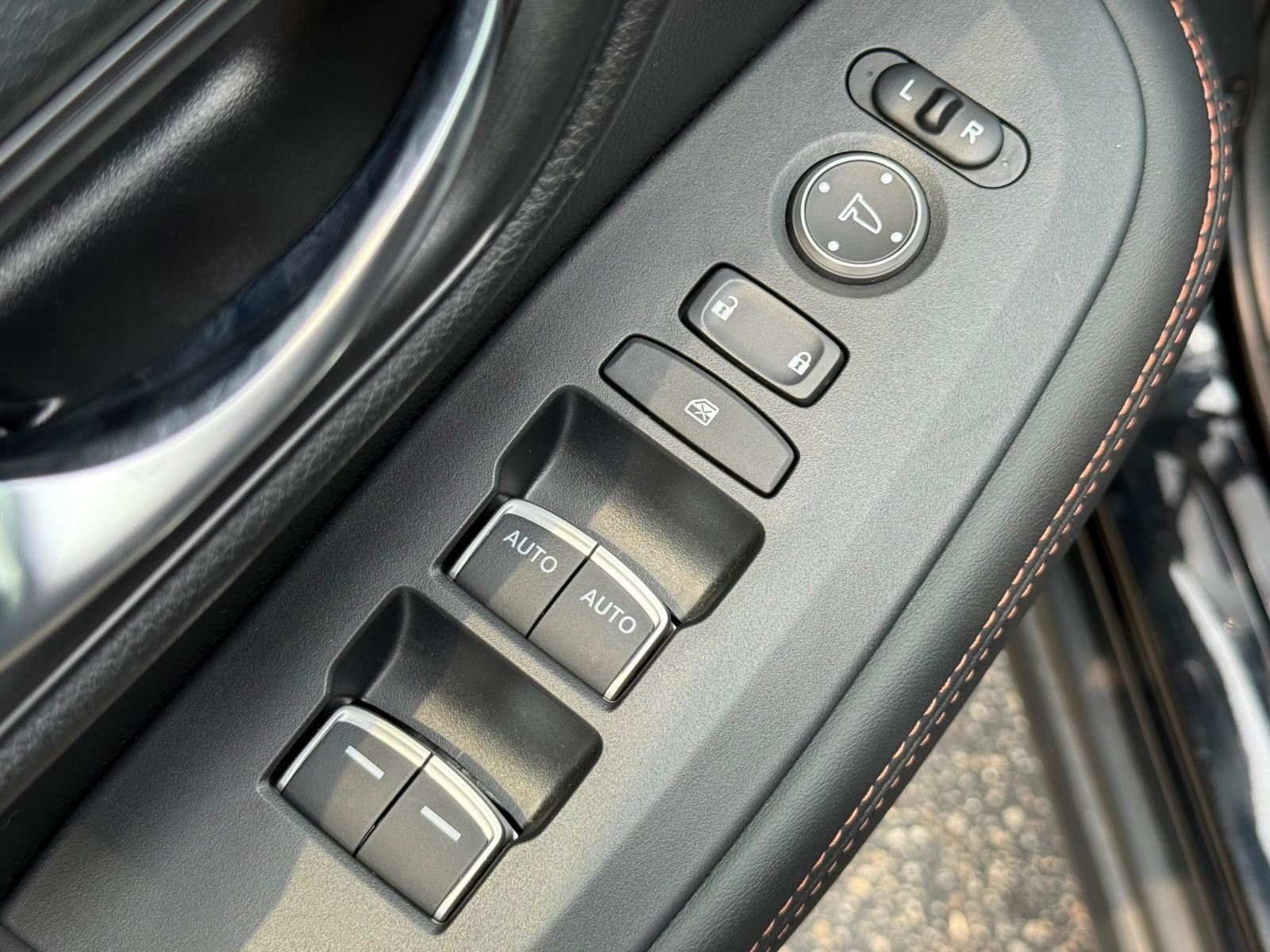 Honda HR-V Vehicle Image 21