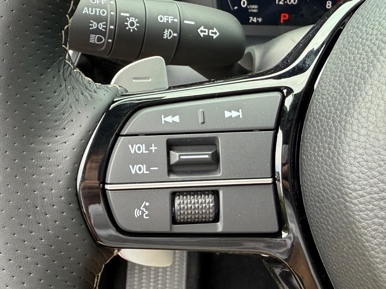 Acura ADX Vehicle Image 12