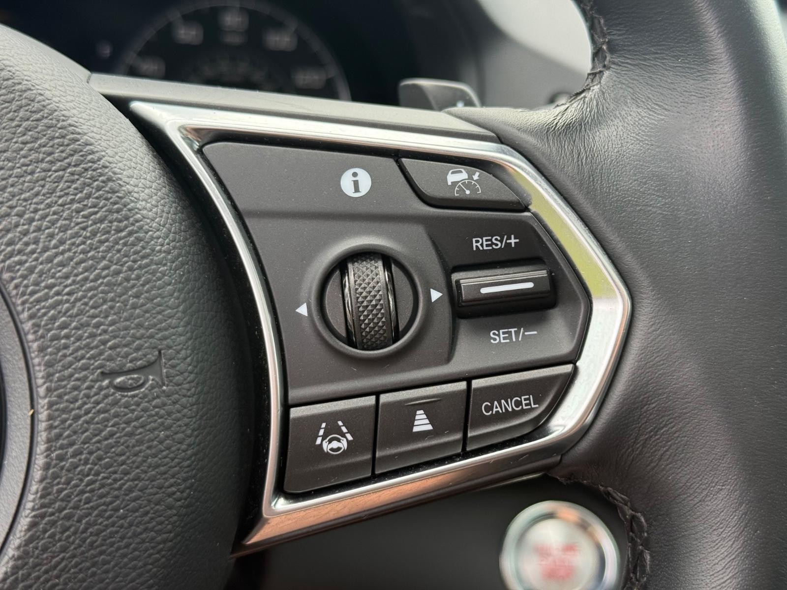 Acura RDX Vehicle Image 18