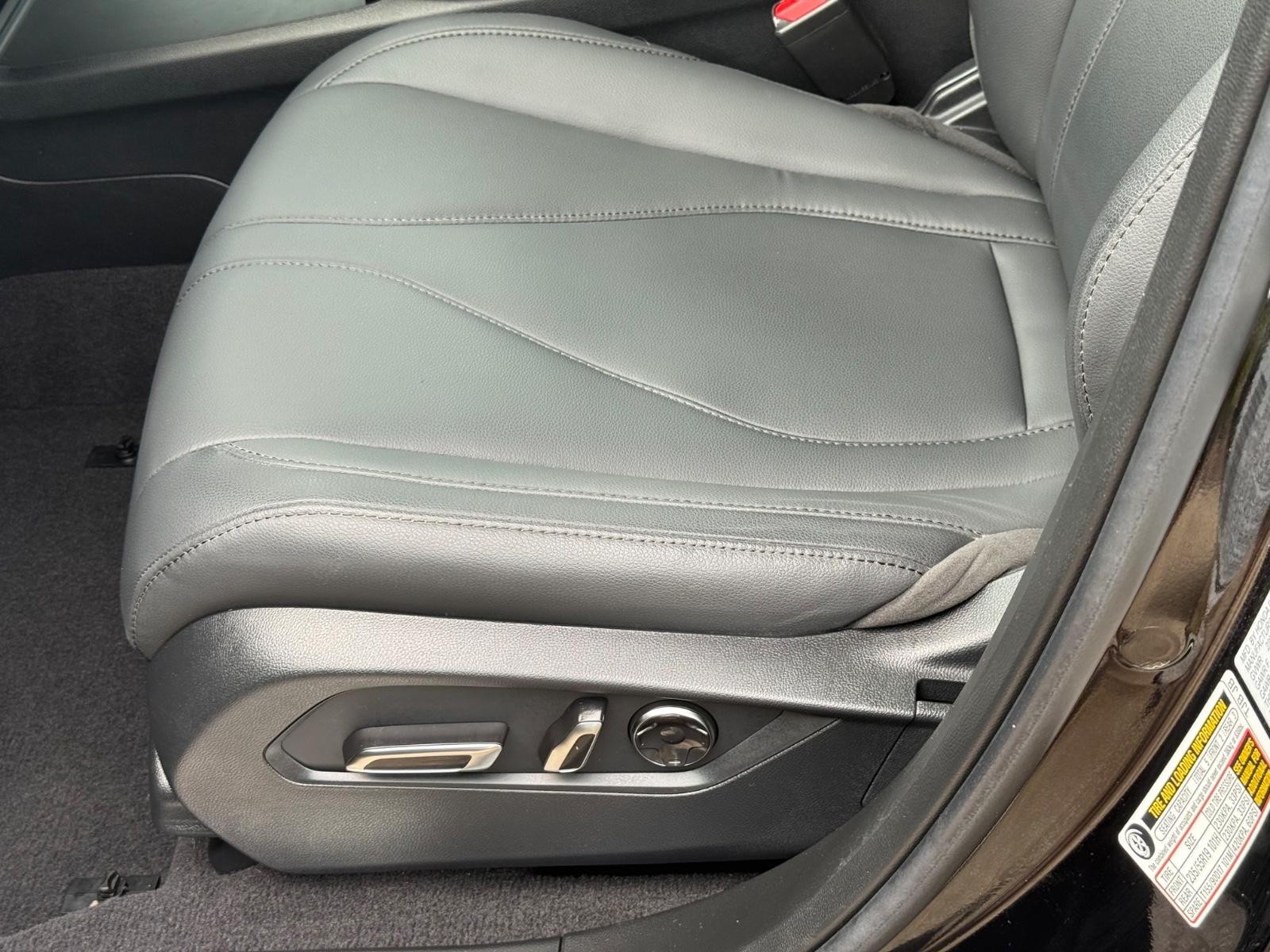 Acura RDX Vehicle Image 22