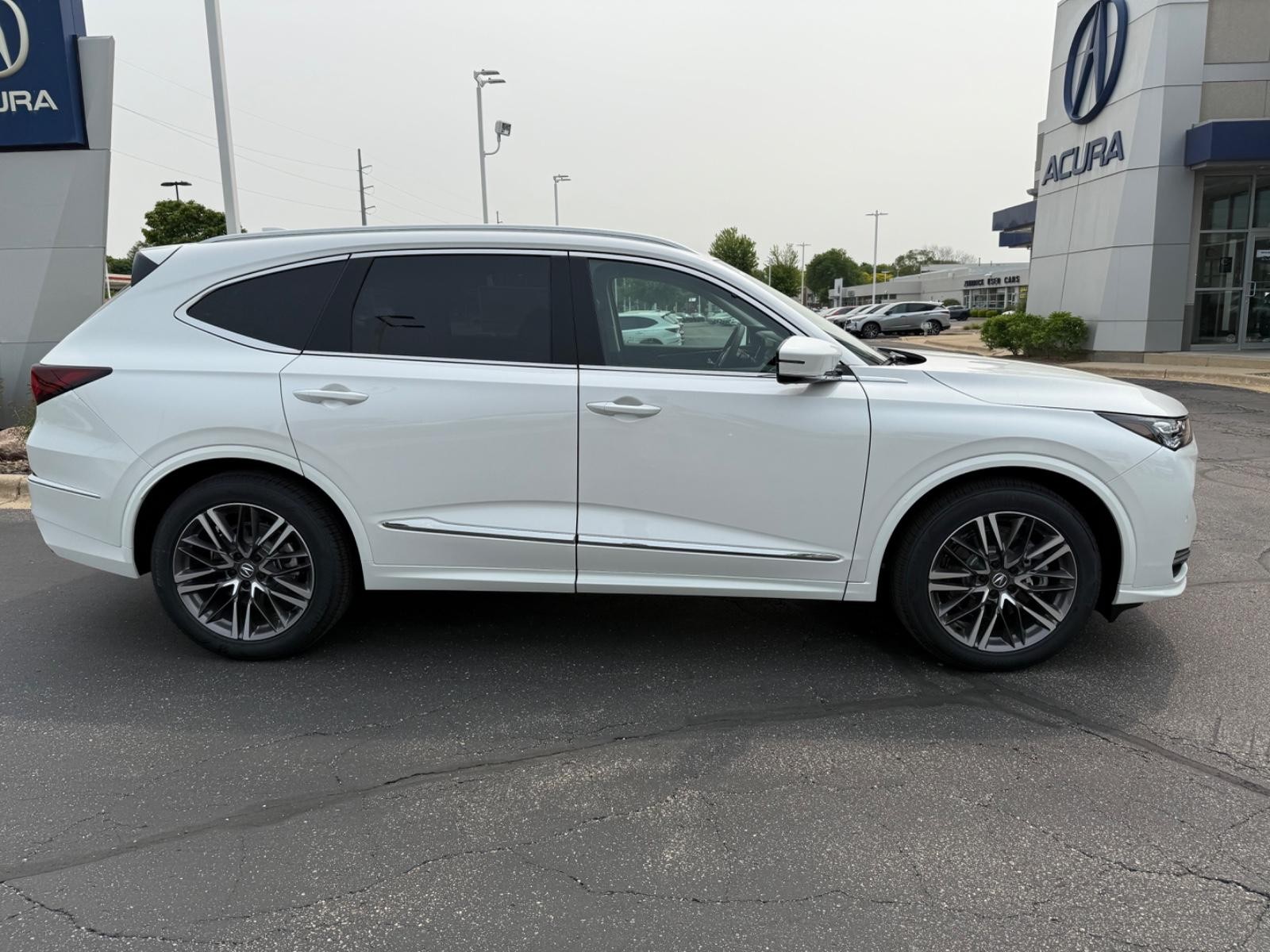 Acura MDX Vehicle Image 02