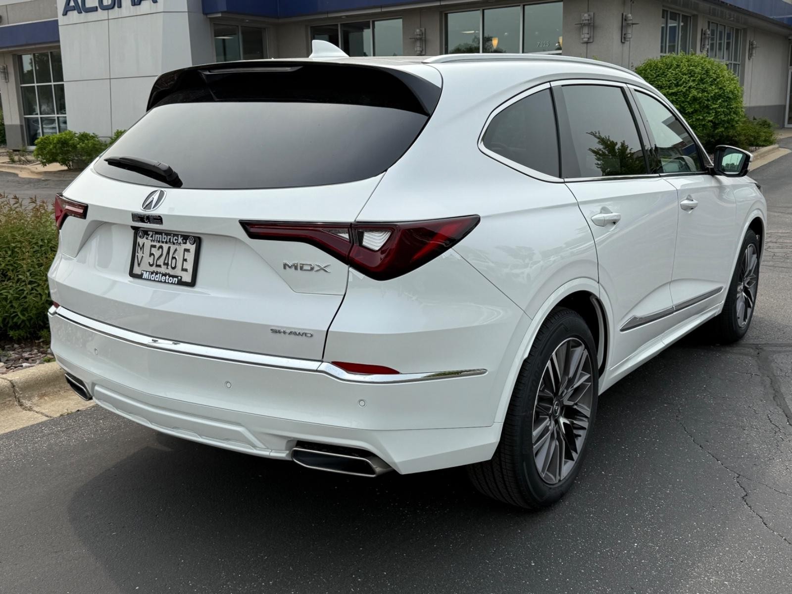 Acura MDX Vehicle Image 03