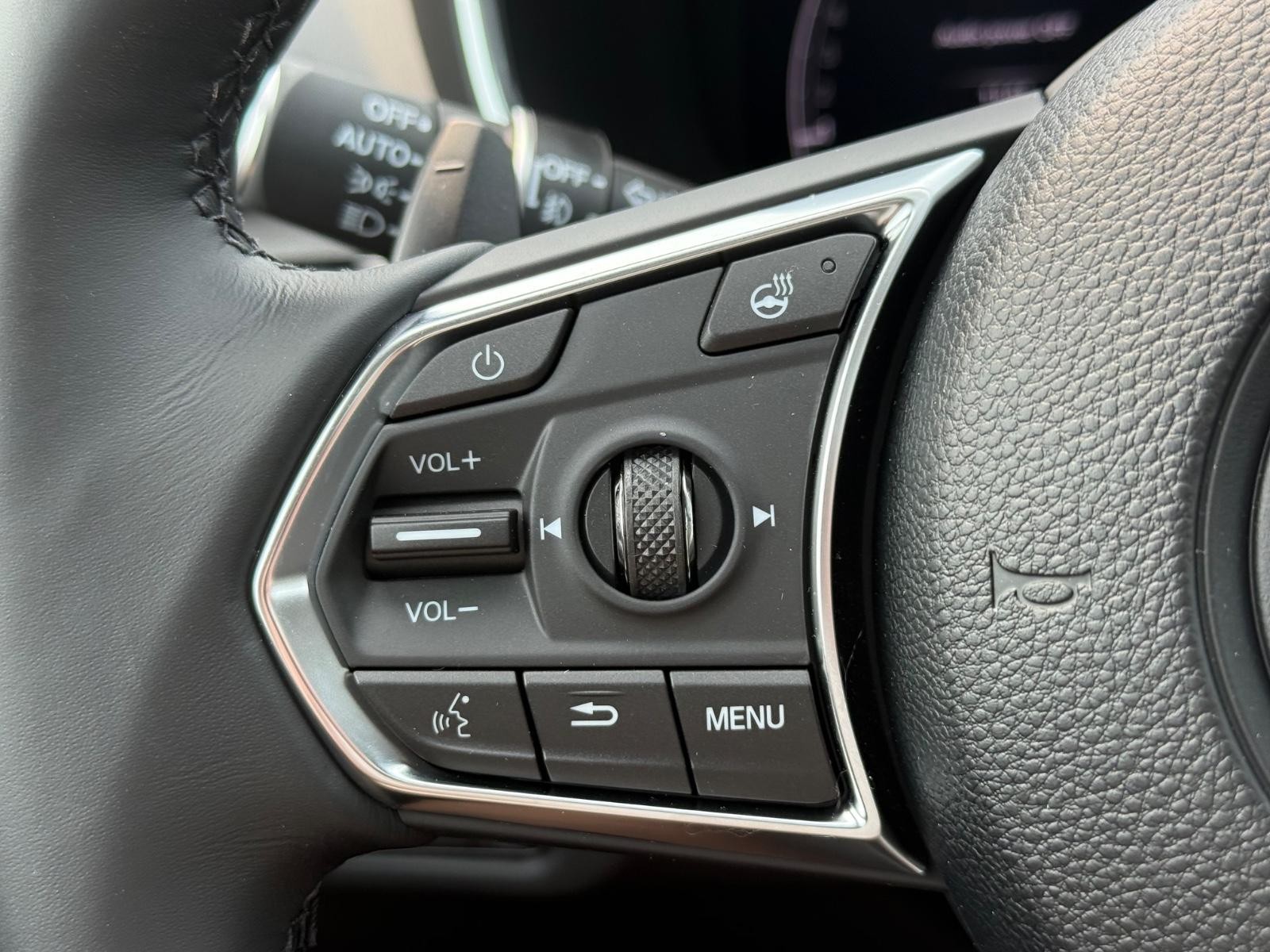 Acura MDX Vehicle Image 11