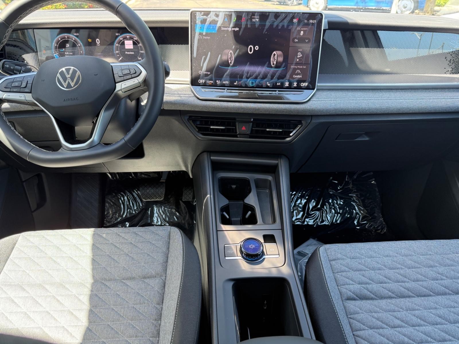 Volkswagen Tiguan Vehicle Image 06