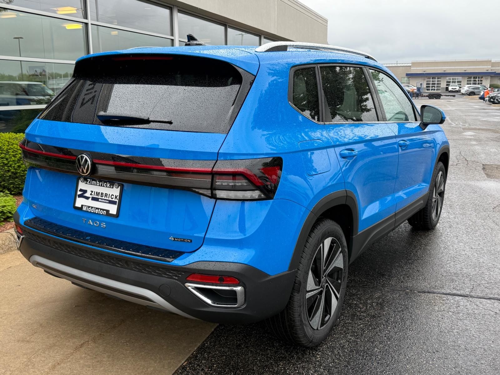 Volkswagen Taos Vehicle Image 03